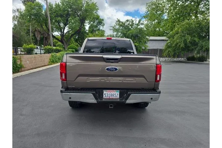 $35995 : Ford F-150 2019 4x4 Lariat 4 image 4