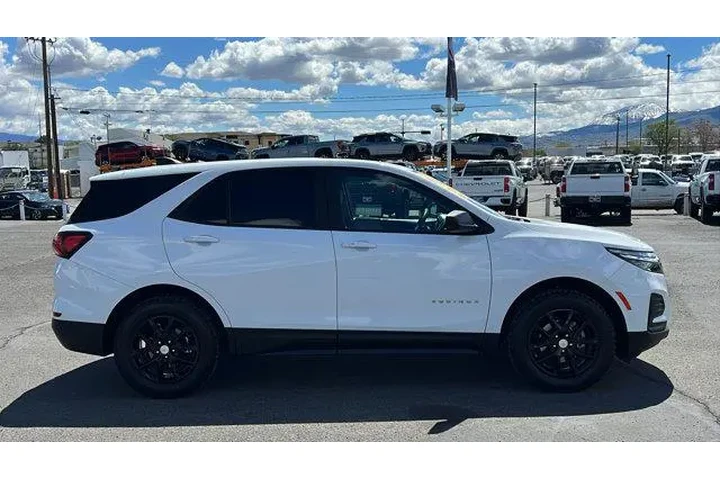 $26984 : Chevrolet Equinox 2024 4x4 L image 4