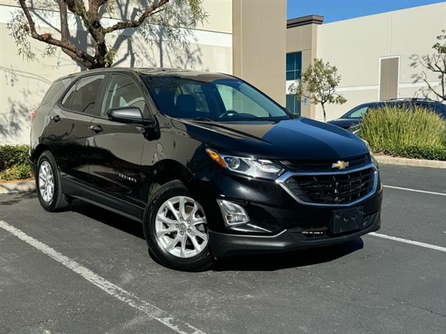 2020 Equinox 1LT 2WD image 1