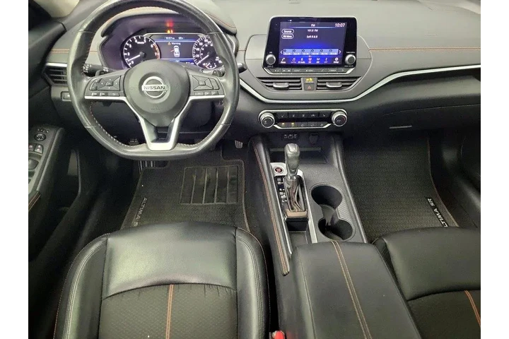 $21998 : Nissan Altima 2022 2.0 SR 4d image 9