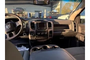$16500 : Ram 1500 2015 4x2 Express 4d thumbnail
