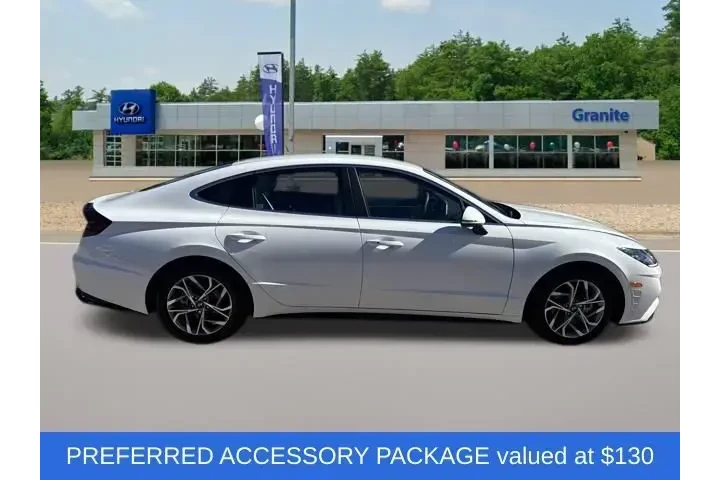 $20990 : Hyundai SONATA 2023 SEL 4dr image 6