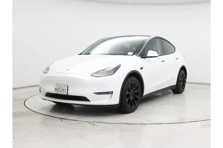 $33998 : Tesla Model Y 2022 AWD Long image 4