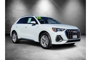 $24110 : Audi Q3 2022 AWD quattro S l thumbnail