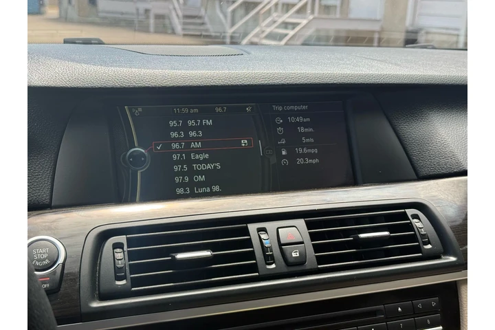 $8990 : 2012 BMW 528i image 8