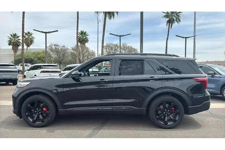 $35698 : Ford Explorer 2020 AWD ST 4d image 4