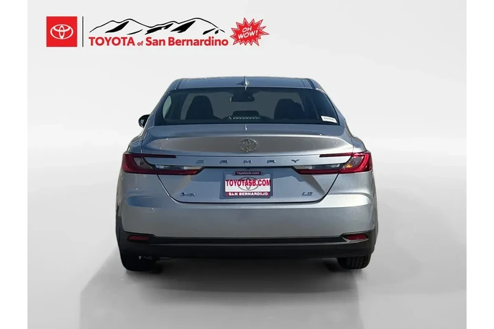 $29988 : Toyota Camry 2025 SE 4dr Sed image 4