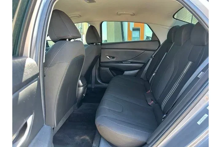 $17975 : Hyundai ELANTRA 2024 SEL 4dr image 6
