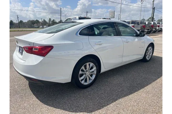 $15495 : Chevrolet Malibu 2023 LT 4dr image 5