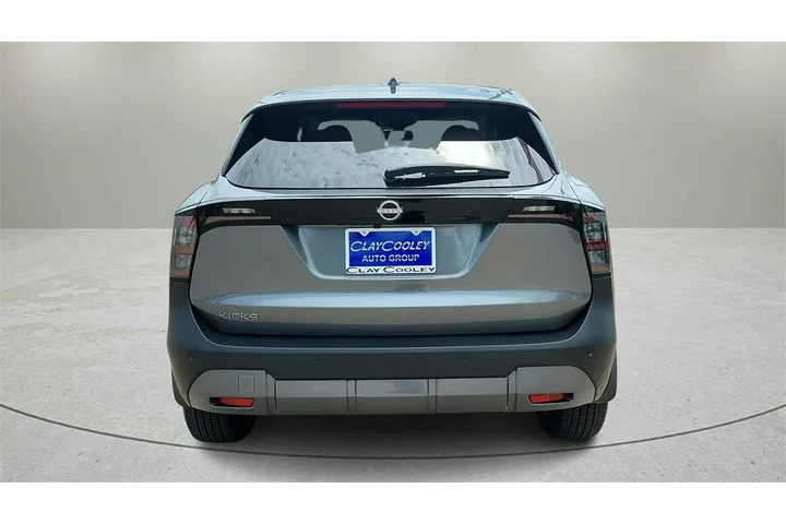$21800 : Nissan Kicks 2025 SV 4dr Cro image 4
