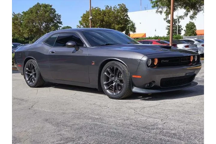 $28995 : Dodge Challenger 2021 R/T Sc image 2