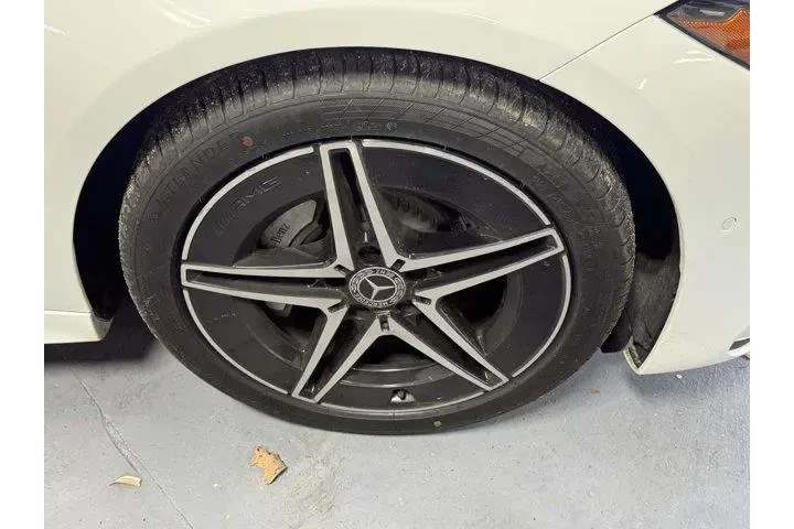 $29995 : Mercedes-Benz C-Class 2023 A image 5