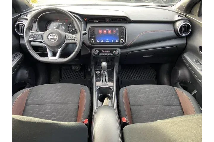 $16987 : Nissan Kicks 2024 SR 4dr Cro image 10