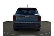 $21066 : Kia Sorento 2022 LX 4dr SUV thumbnail