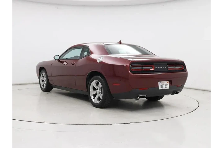 $23998 : Dodge Challenger 2017 SXT 2d image 2