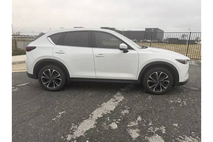 $24257 : Mazda CX-5 2023 AWD 2.5 S Pr image 2