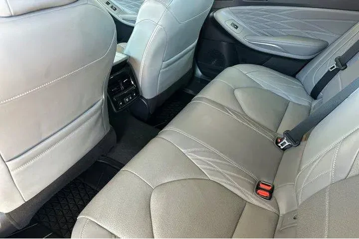 $36900 : Toyota Avalon Hybrid 2021 Li image 8