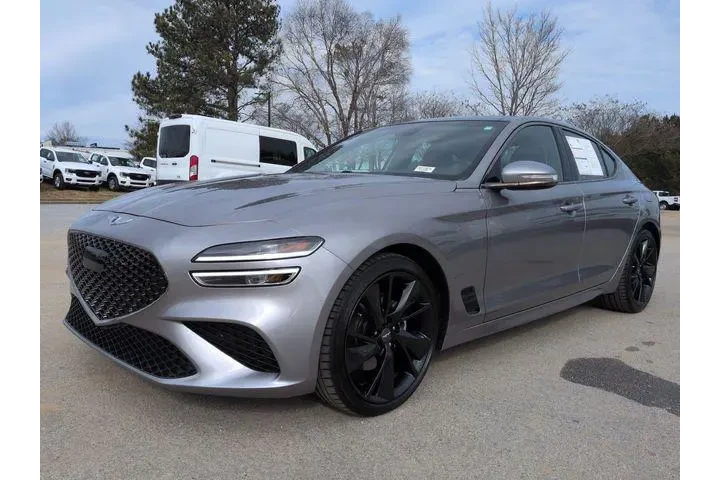 $31989 : Genesis G70 2023 2.0T 4dr Se image 8