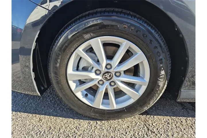 $25988 : Toyota Camry 2026 LE 4dr Sed image 7