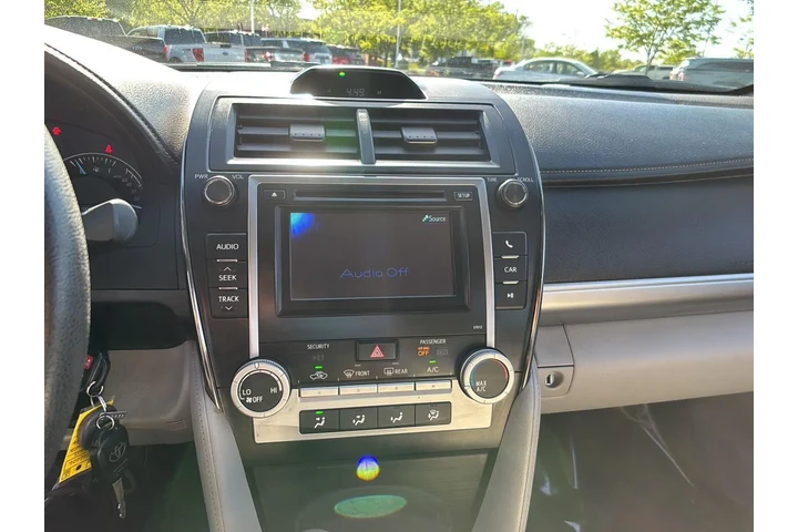 $17970 : 2012 Camry L image 3