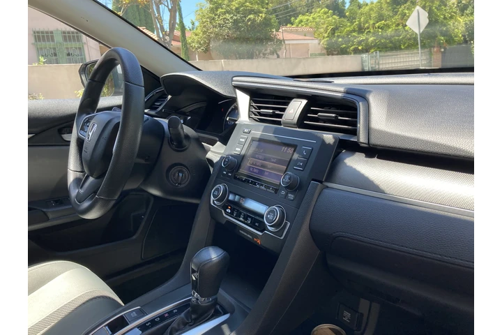 $8500 : 2016 honda civic LX image 10