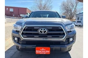 $27495 : 2016 Tacoma SR5 V6 thumbnail