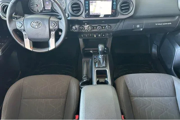 $34500 : Toyota Tacoma 2019 4x4 TRD O image 6