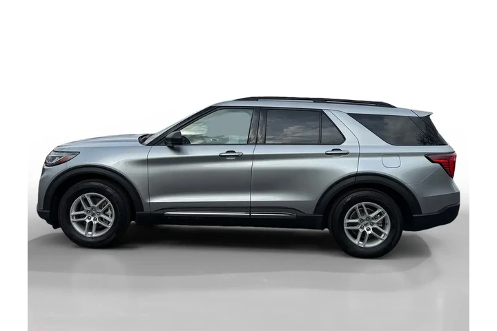 $36551 : Ford Explorer 2025 Active 4d image 2