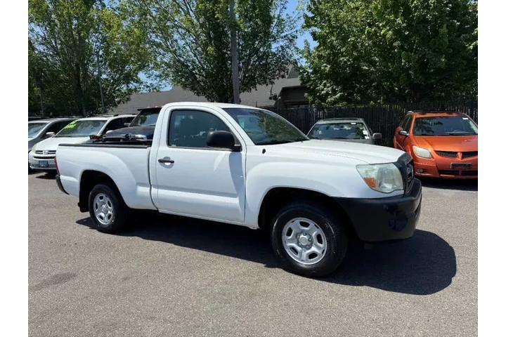 $10350 : 2005 Tacoma image 4