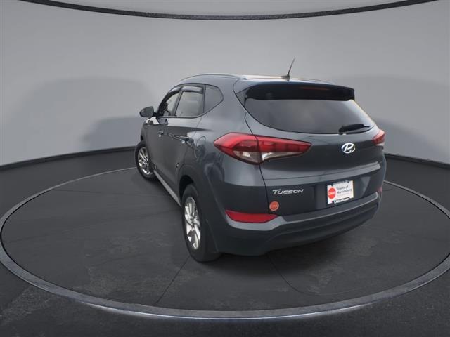 $14900 : PRE-OWNED 2017 HYUNDAI TUCSON image 7