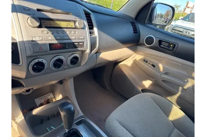 $14093 : Toyota Tacoma 2007 V6 4dr Do image 10