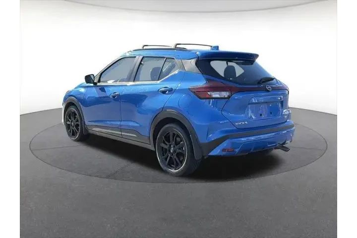 $17788 : Nissan Kicks 2022 SR 4dr Cro image 3