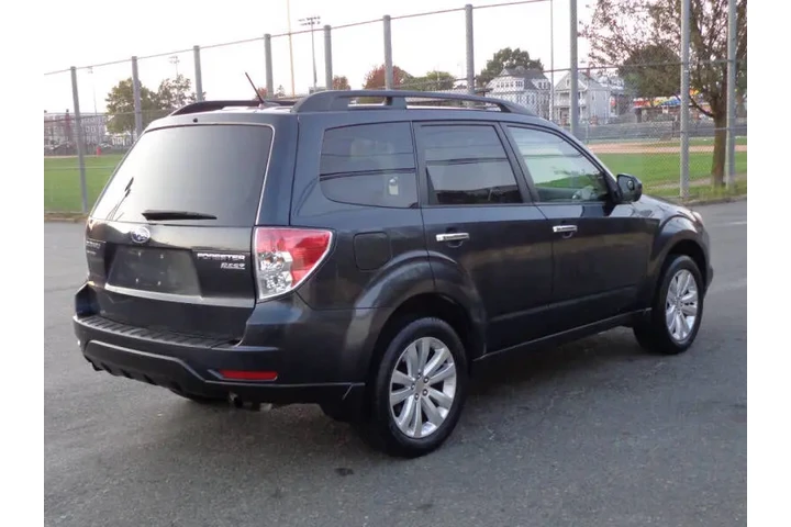 $6950 : 2012 Forester 2.5X Premium image 9