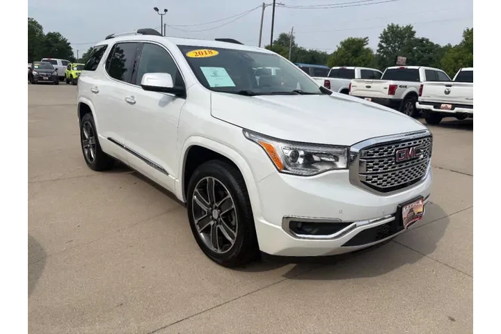 $17950 : 2018 GMC Acadia Denali image 4