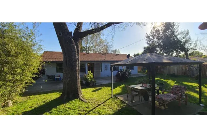 $900 : Rancho Cucamonga cuarto image 2