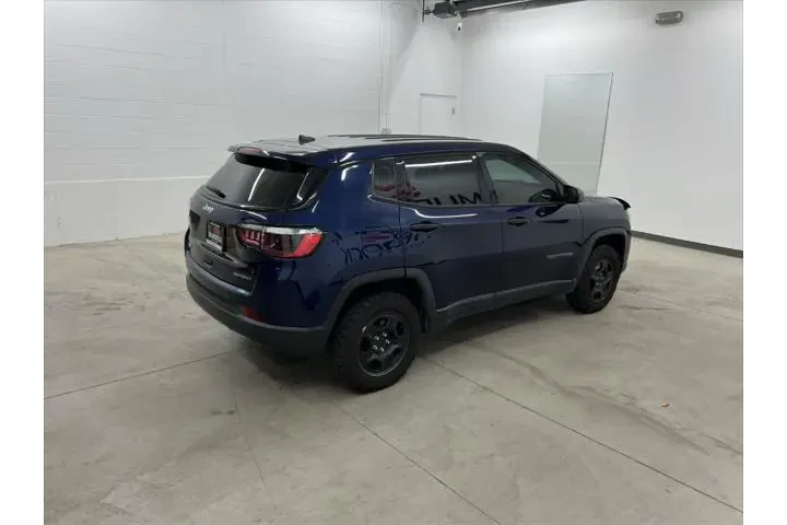 $16990 : Jeep Compass 2021 4x4 Sport image 4