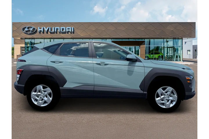 $27530 : Hyundai KONA 2026 SE 4dr SUV image 9