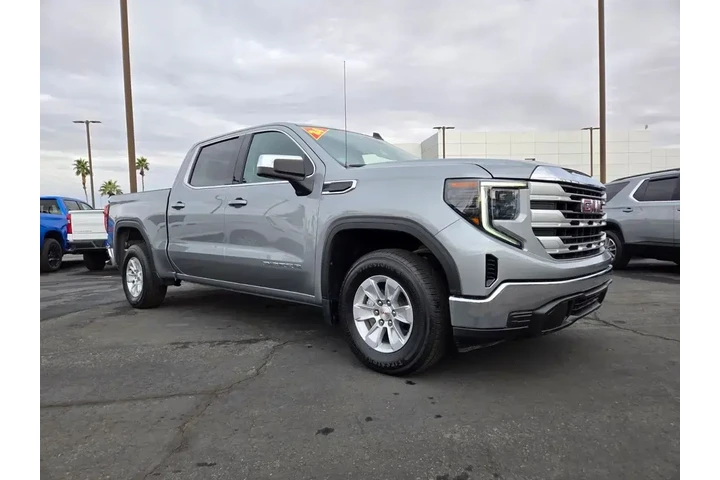 $30994 : GMC Sierra 1500 2024 4x2 SLE image 1