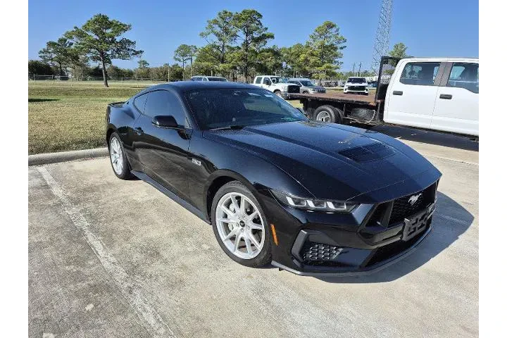 $39486 : Ford Mustang 2024 GT Premium image 2