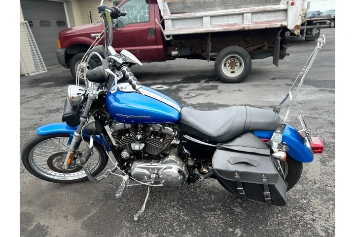 $5000 : 2004 Harley-Davidson XL 1200C image 1
