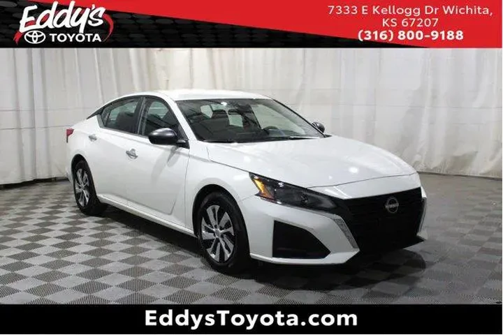 $25983 : Nissan Altima 2025 2.5 S 4dr image 1