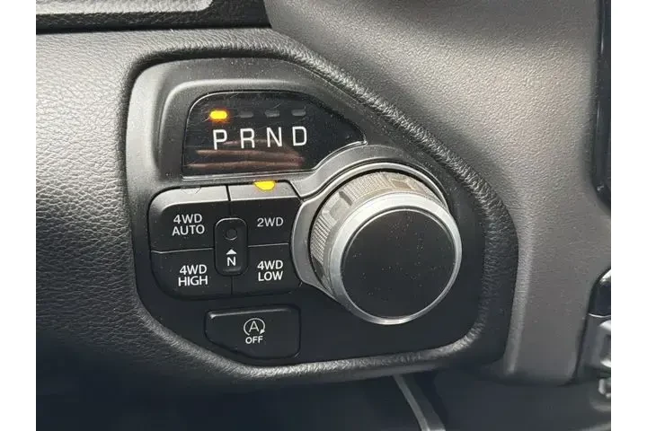 $31987 : Ram 1500 2023 4x4 Big Horn 4 image 10