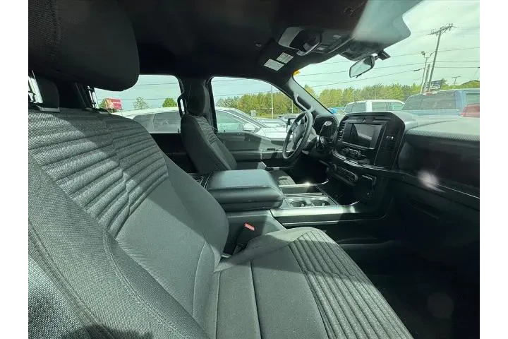 $39836 : Ford F-150 2023 4x4 XL 4dr S image 4