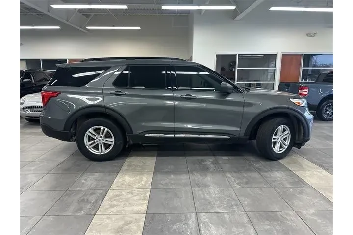$32500 : Ford Explorer 2023 AWD XLT 4 image 8