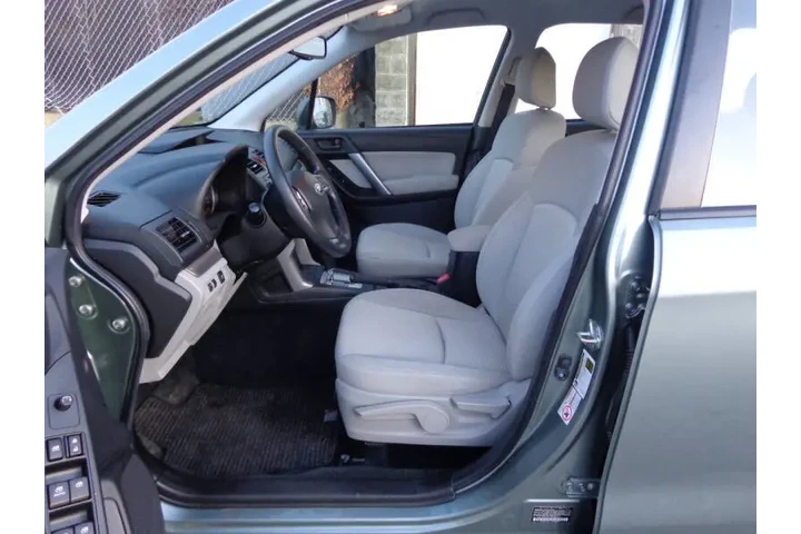 $9950 : 2014 Forester 2.5i image 10