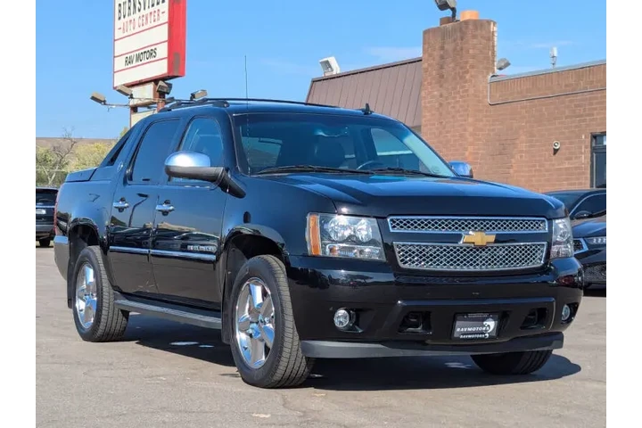 $18975 : 2013 Avalanche LTZ Black Diam image 7