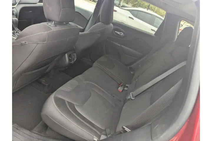 $7890 : 2015 Cherokee Latitude image 8