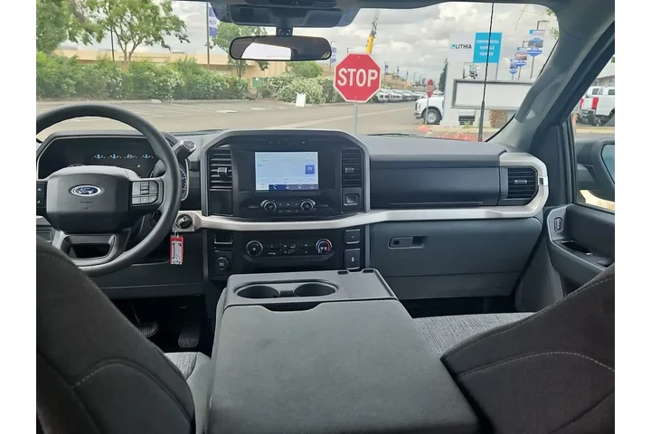 $31000 : Ford F-150 2023 4x2 XL 4dr S image 10