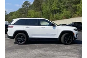 $22990 : Jeep Grand Cherokee 2023 4x2 thumbnail