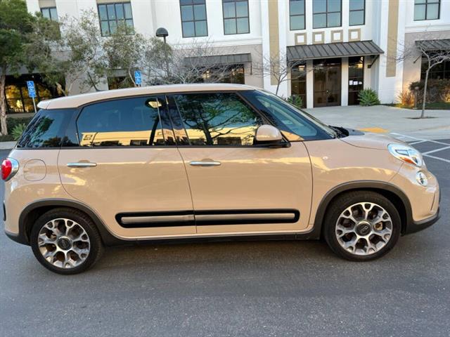 $4600 : 2014 FIAT 500L Trekking image 9